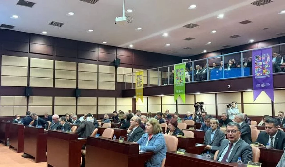 Dönmez’den ESKİ Çıkışı: Fazla Tahsilat İddiaları Aydınlatılmalı