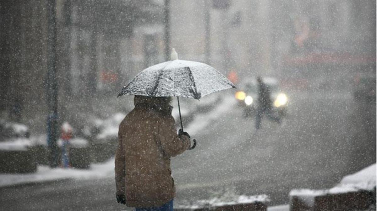 Meteoroloji Alarm Verdi: 16 İl İçin Sarı Kod! Kar ve Sağanak Geliyor