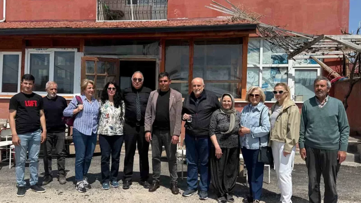 Eskişehir’de Vefa Ziyareti: 80 Yıl Sonra Annesinin Görev Yaptığı Köyde