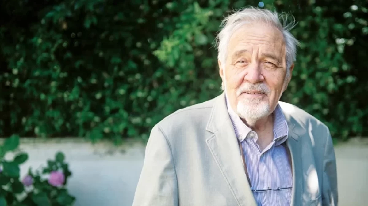 Tarihçi İlber Ortaylı Hayatını Kaybetti