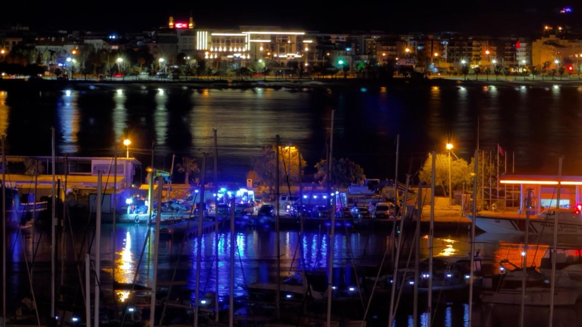 Antalya Finike Açıklarında Mültecileri Taşıyan Bot Battı: Ölü Ve Yaralılar Var