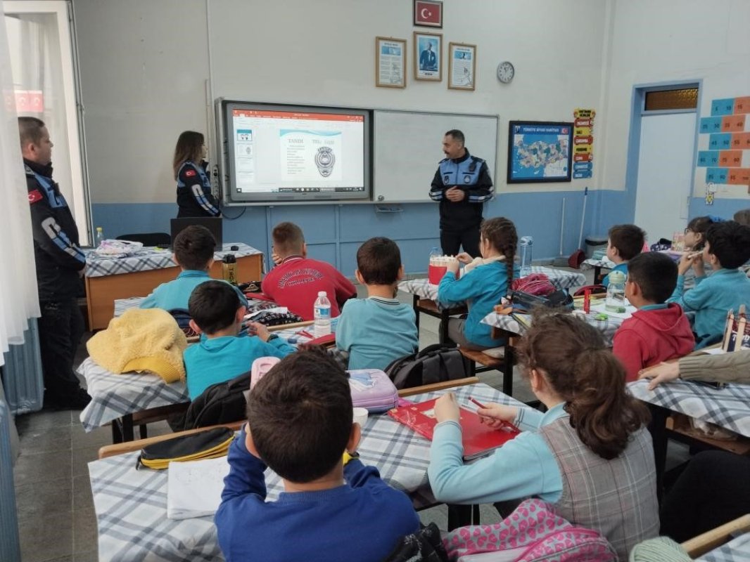 Zabıta Ekiplerinden Öğrencilere Meslek Tanıtımı