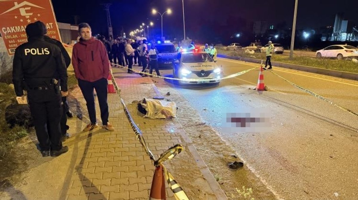 Adana’da Otobüsle Çarpışan 17 Yaşındaki Motosiklet Sürücüsü Hayatını Kaybetti