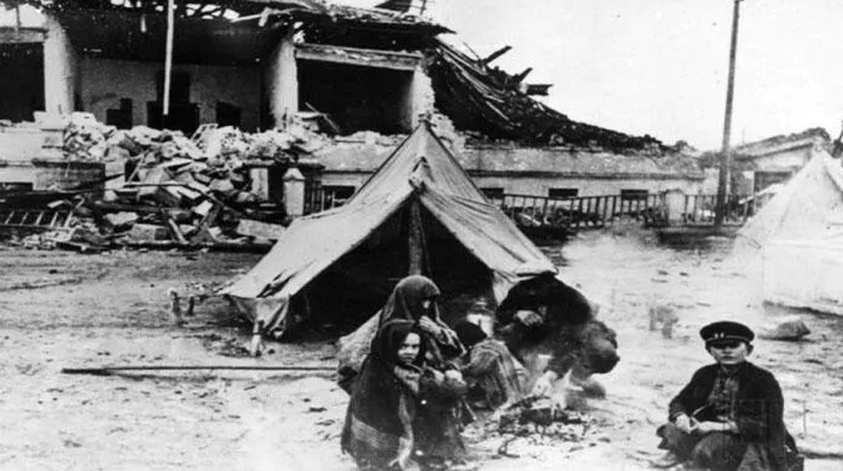 13 Mart 1992 Erzincan Depremi’nin Yıl Dönümünde Hayatını Kaybedenler Anıldı