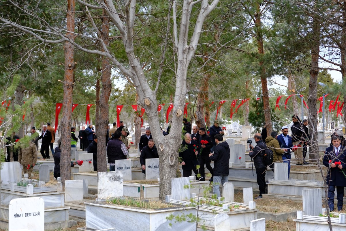 Erzincan’da Depremin İzleri Hâlâ Taze