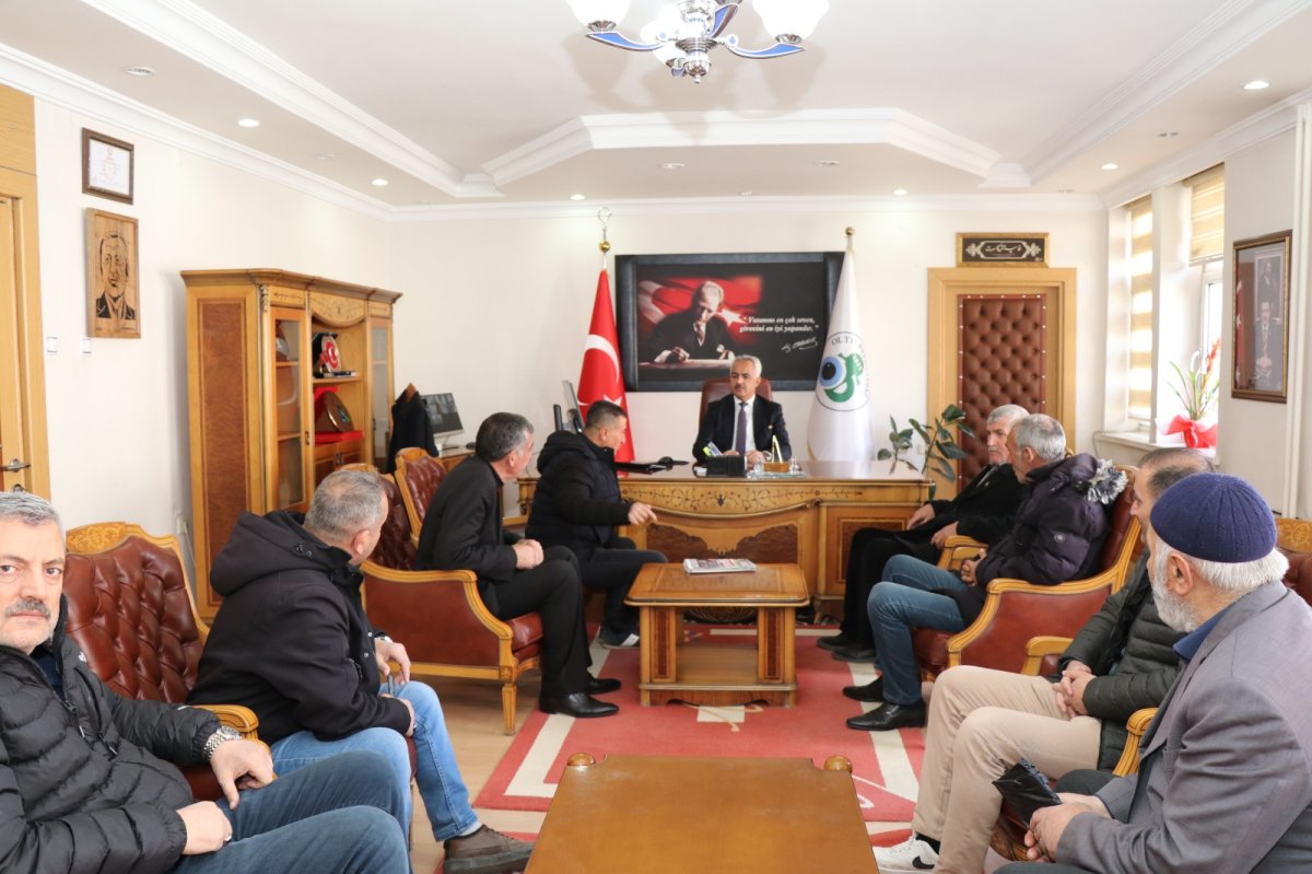 Başkan Çelebi Bayram Öncesi Vatandaşlarla Buluştu