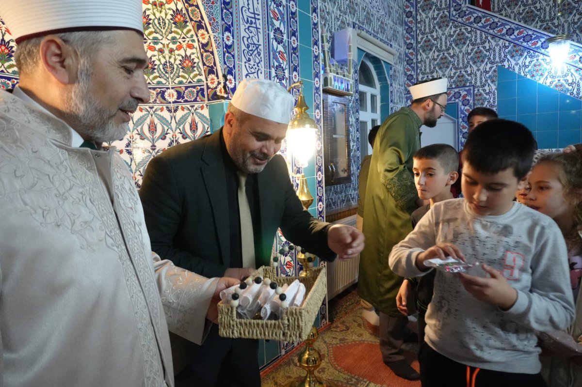 İslam’ın Gülleri Çocuklarla Anlamlı Buluşma