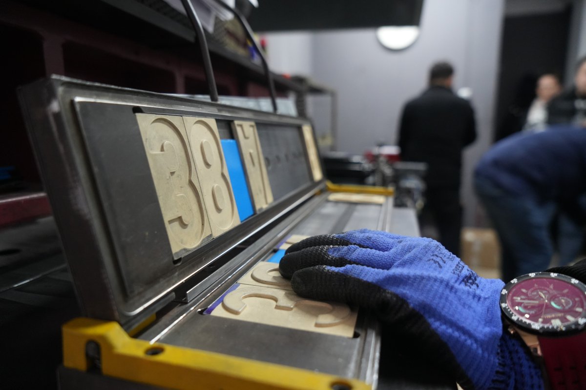 Samsun’da Plaka Değişiminde Rekor: 20 Günde 8 Bin Plaka Basıldı