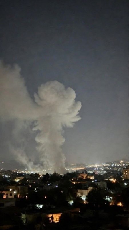 İran’ın Urmiye şehrindeki yerleşim bölgesine hava saldırısı