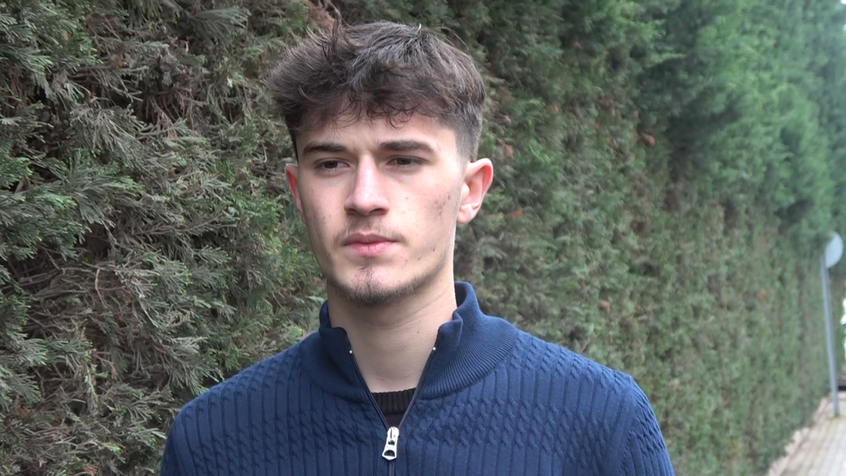 18 Yaşındaki Genci Ormana Kaçırıp Gasp Ettiler