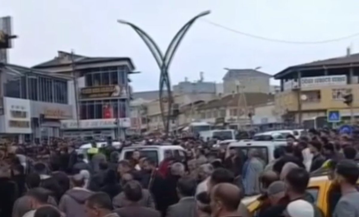 Erciş’te Taşlı Sopalı Kavga 3 Yaralı