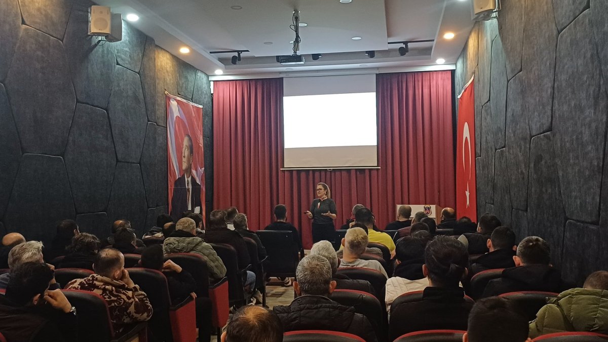 Eskişehir’de Hükümlülere Aile Eğitimi Ve Bağımlılıkla Mücadele Semineri