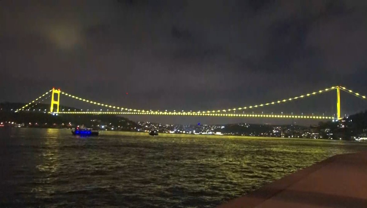 Fatih Sultan Mehmet Köprüsü Endometriozis Farkındalığı İçin Sarıya Büründü