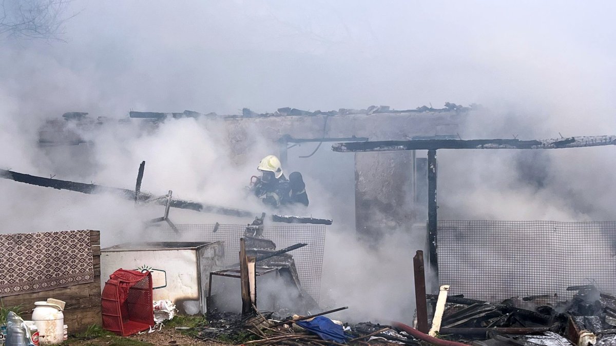 Menteşe’de Ev Yangını: Müstakil Ev Kullanılamaz Hale Geldi