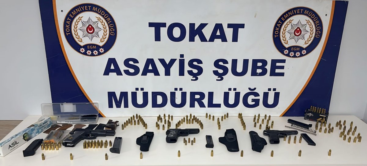 Tokat’ta Delil Arayan Polis Cephanelik Buldu