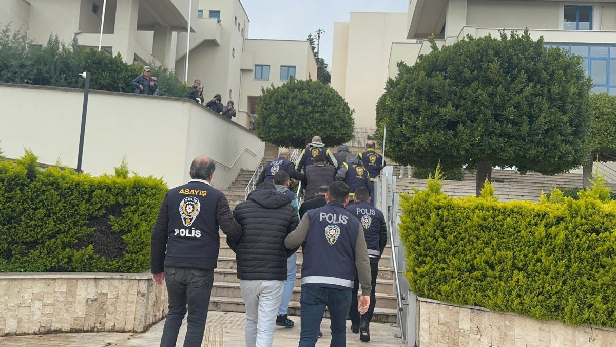 Turistleri Dolandıran Şüpheliler Adliyeye Sevk Edildi