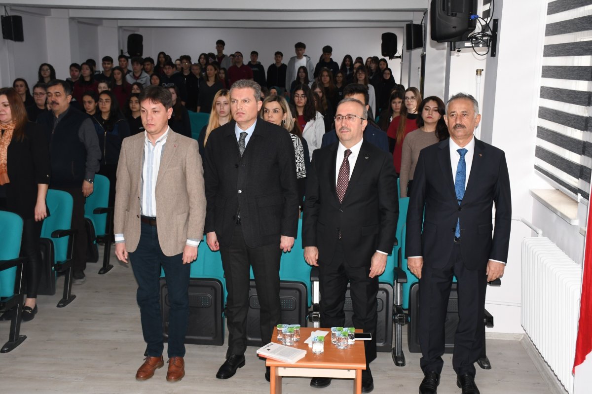 Anadolu Mektebi’nde Sabahattin Ali rüzgarı 