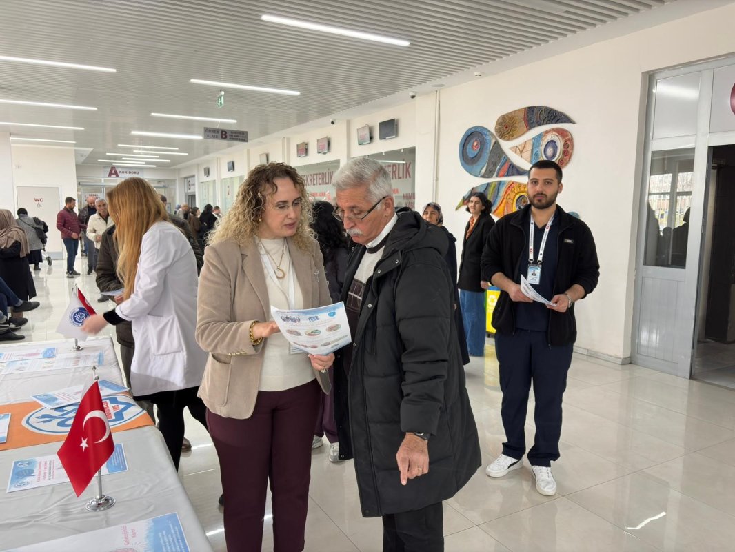 Kolon Kanserine Karşı 45 Yaş Uyarısı