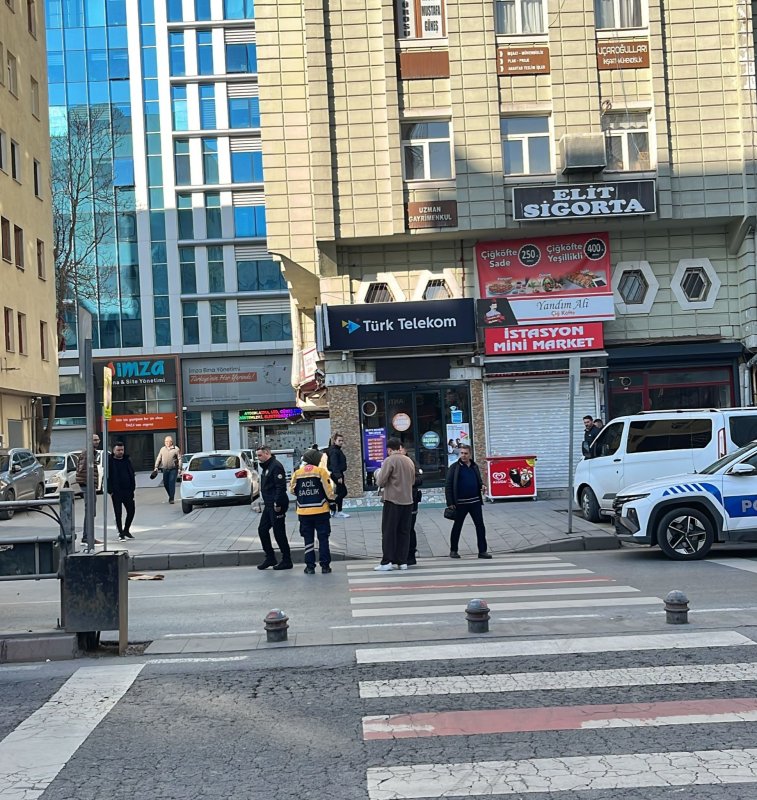 Kayseri’de Motosiklet Yayaya Çarptı: 1 Yaralı