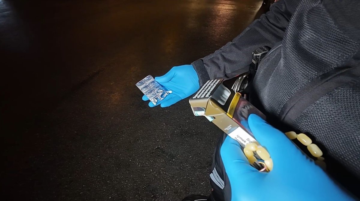 Karaman’da Otomobilde Sentetik Hap Ele Geçirildi