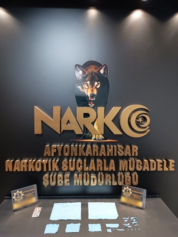 Otogarda Bekleyen Yolcu Uyuşturucu İle Yakalandı