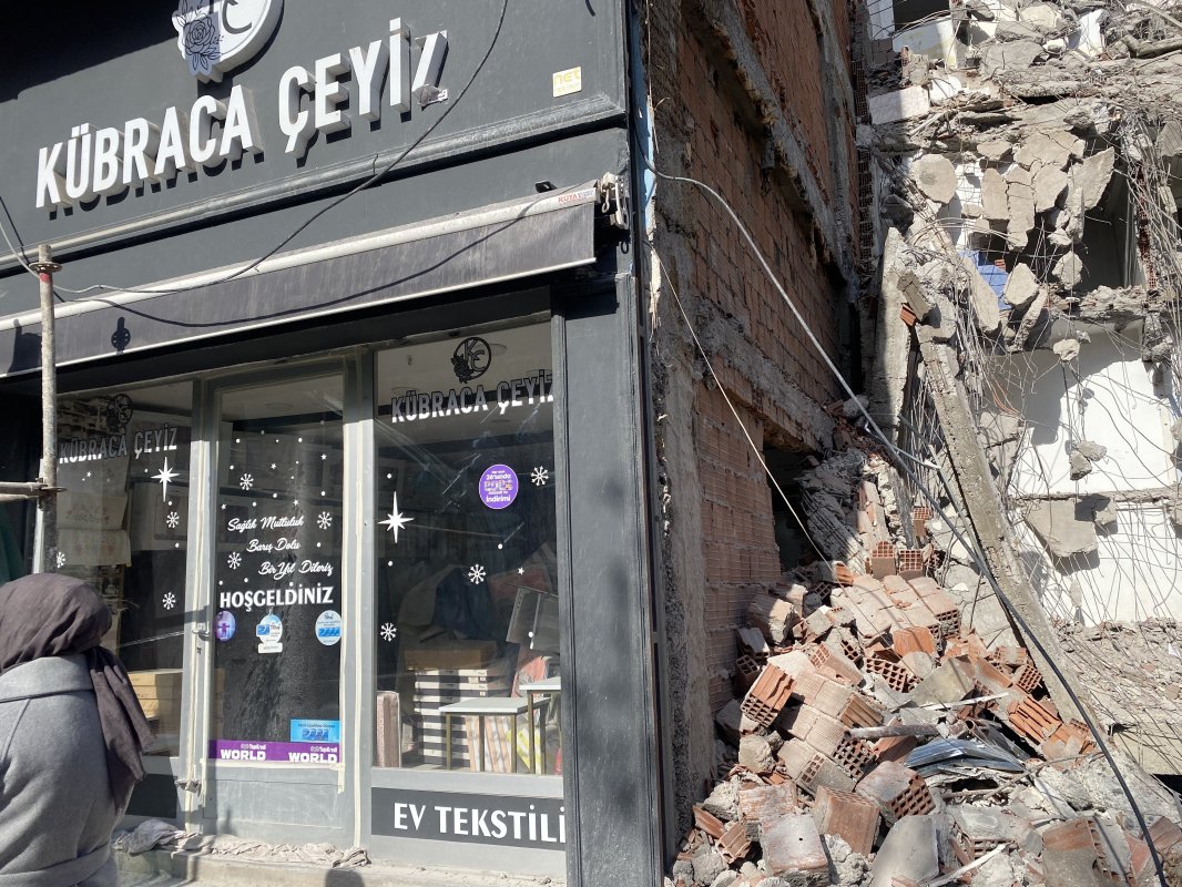 Eskişehir'de Yıkım Tepkisi: Esnafın Ekmek Teknesi Zarar Gördü