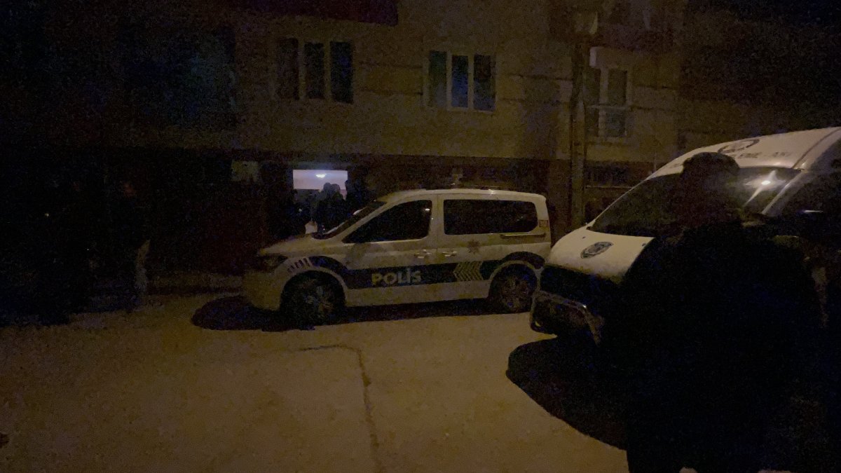 Eskişehir’de kötü kokuların geldiği evde 32 yaşındaki genç ölü bulundu