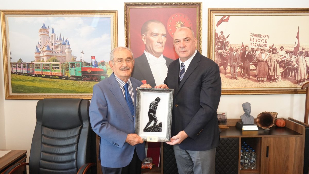 ESO Başkanı Kesikbaş’tan Büyükerşen’e Ziyaret: “Eskişehir’in Başarısı Ortak Hikâye”