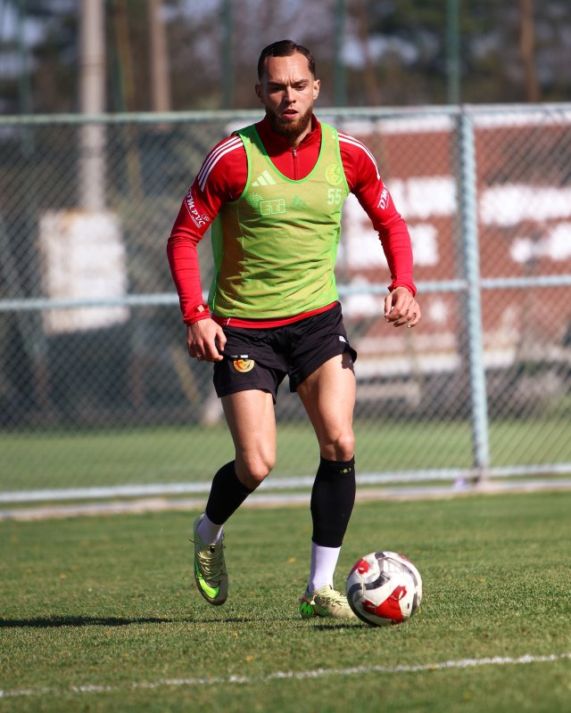 Kritik Viraj Öncesi Eskişehirspor Hazırlıklarını Sürdürüyor