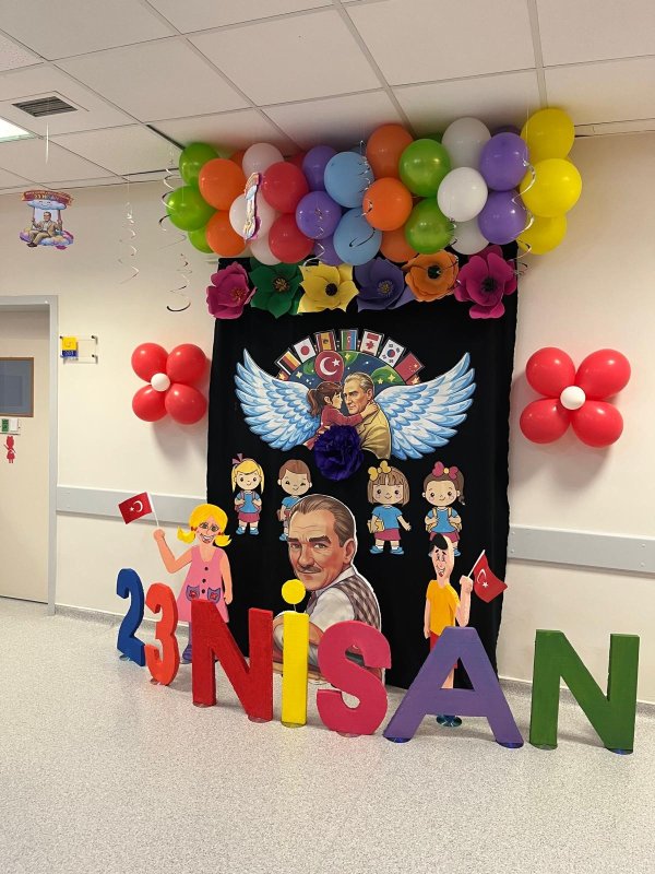 Hastanede 23 Nisan Coşkusu Yaşandı