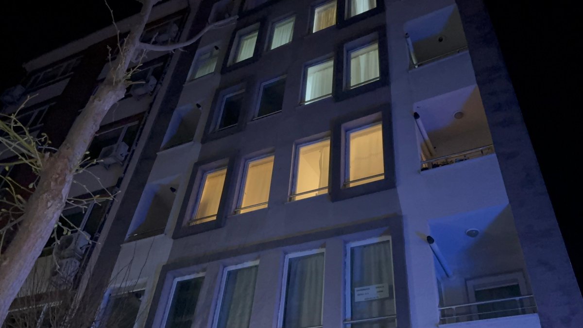 84 Yaşındaki Kadın Evinde Ölü Bulundu, Şüpheli Ölüm İncelemesi Başlatıldı