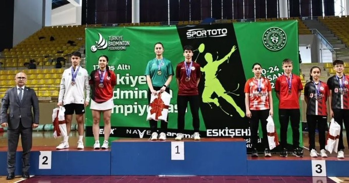 Genç Badmintoncular Eskişehir’de Kıyasıya Yarıştı