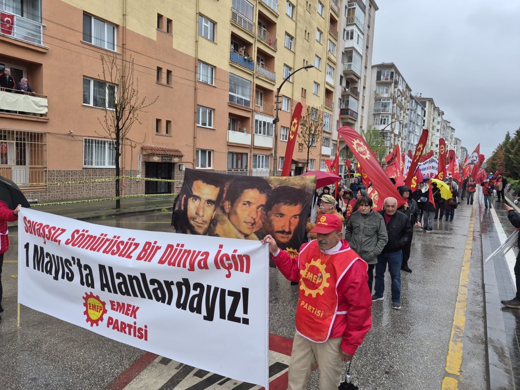 Eskişehir’de 1 Mayıs 2 Bin Kişi İle Kutlandı