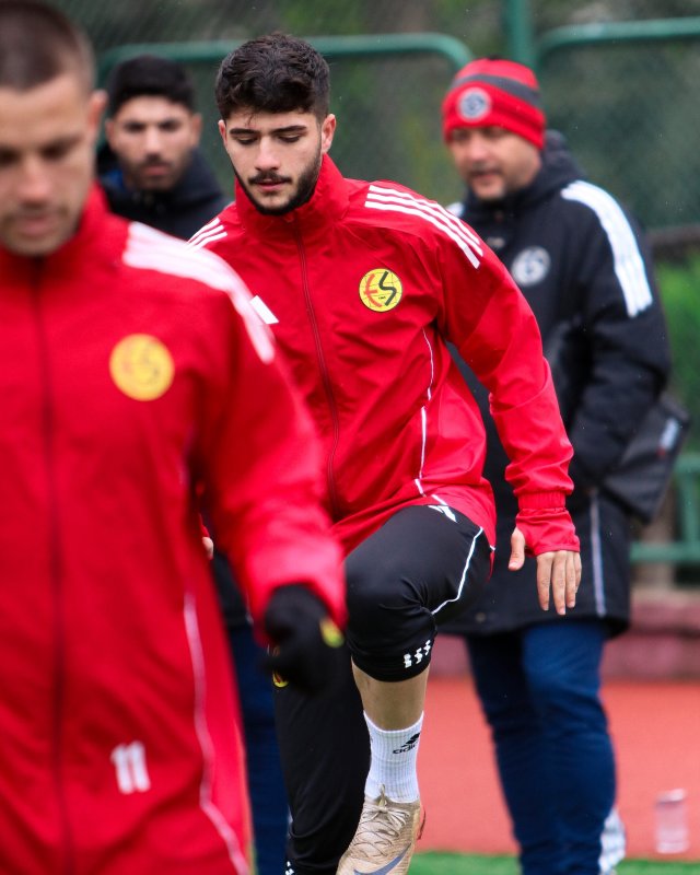 Kritik Maç Öncesi Eskişehirspor’da Yoğun Tempo: Ayvalıkgücü Hazırlıkları Sürüyor