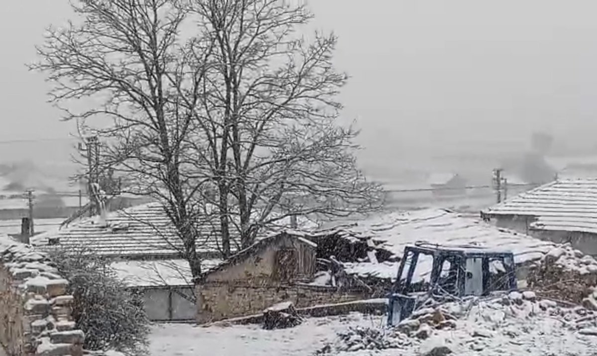 Eskişehir mayıs ayında beyaza büründü