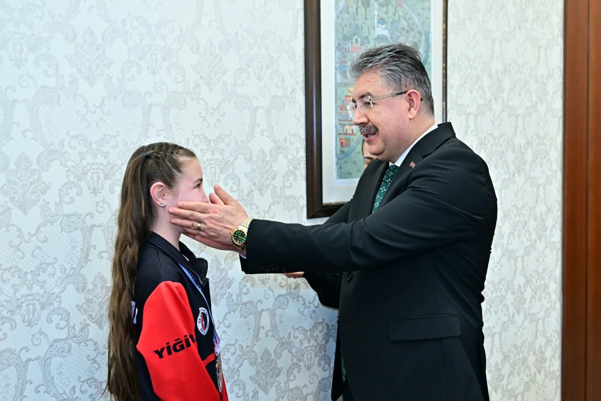 Şampiyon Sporculardan Vali Yılmaz’a Ziyaret