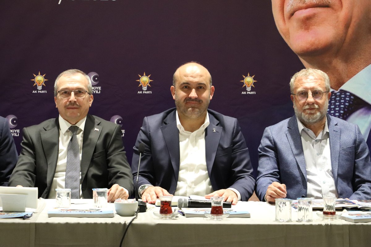 AK Parti Eskişehir’de Vefa Ve İstişare Buluşması Düzenledi