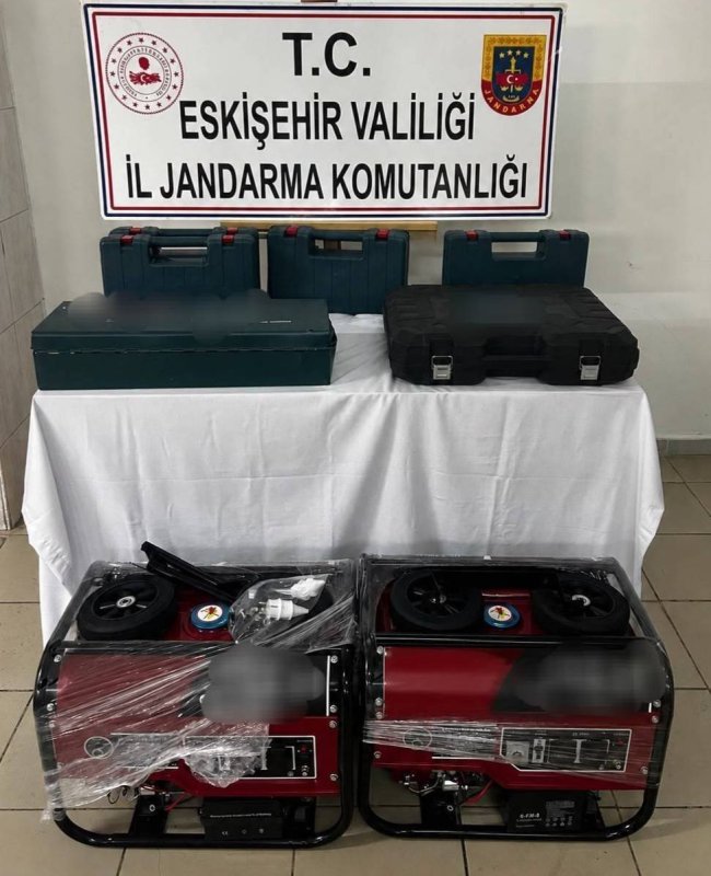 Eskişehir’de Kaçak Ürün Operasyonu: Jeneratör ve Elektrikli Aletler Ele Geçirildi