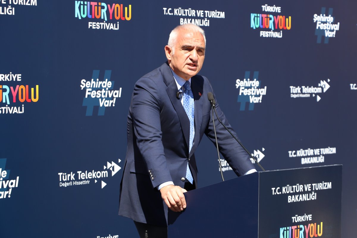 Bakan Ersoy: Eskişehir Kültür Yolu Festivali Şehre Ekonomik Hareketlilik Getirecek