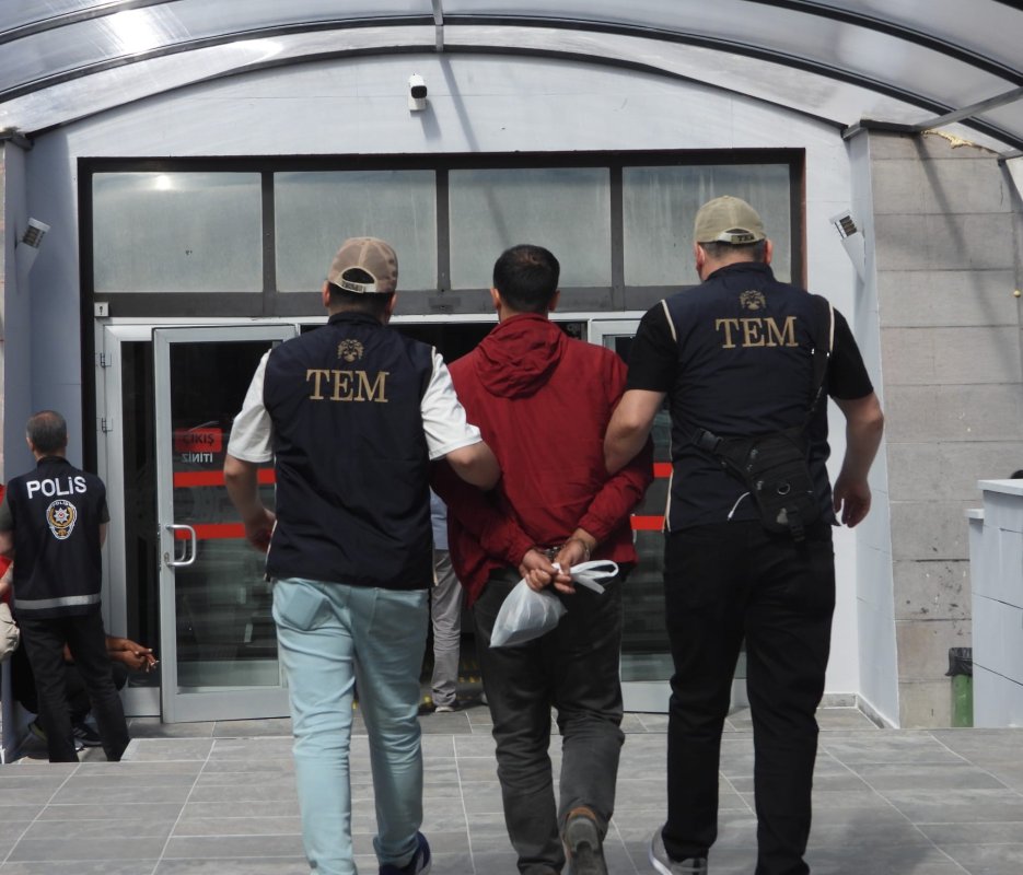 Eskişehir’de Kırmızı Bülten Alarmı: Irak Uyruklu Şüpheli Tutuklandı