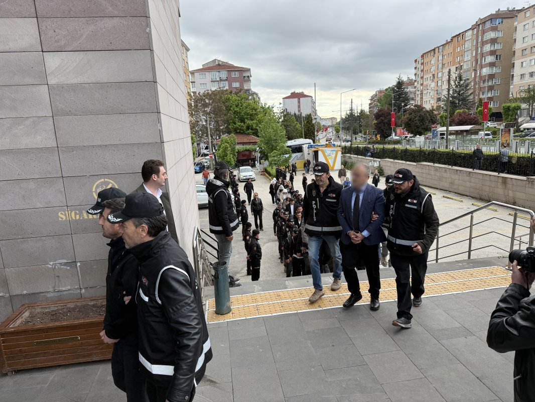 Eskişehir’de Tepebaşı Belediyesi operasyonu: 25 şüpheli adliyeye sevk edildi