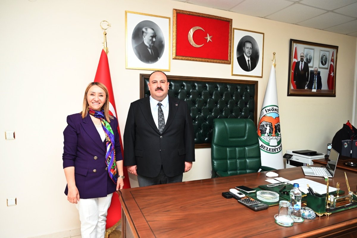 Bilecik ve İnönü Belediyeleri Arasında İş Birliği Görüşmesi: Başkanlar Bir Araya Geldi
