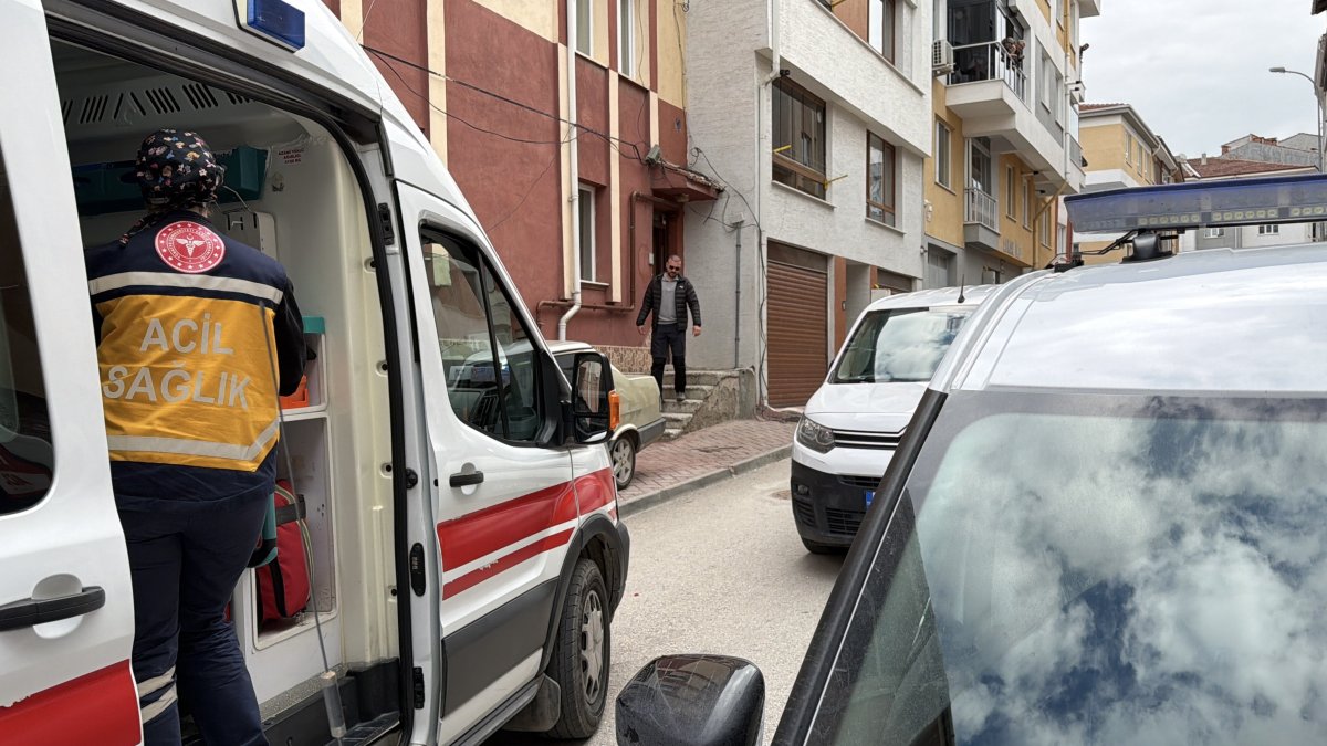 Eskişehir’de Kombi Bakımında Kavga: Teknisyen Yaralandı, Şüpheli Kaçtı