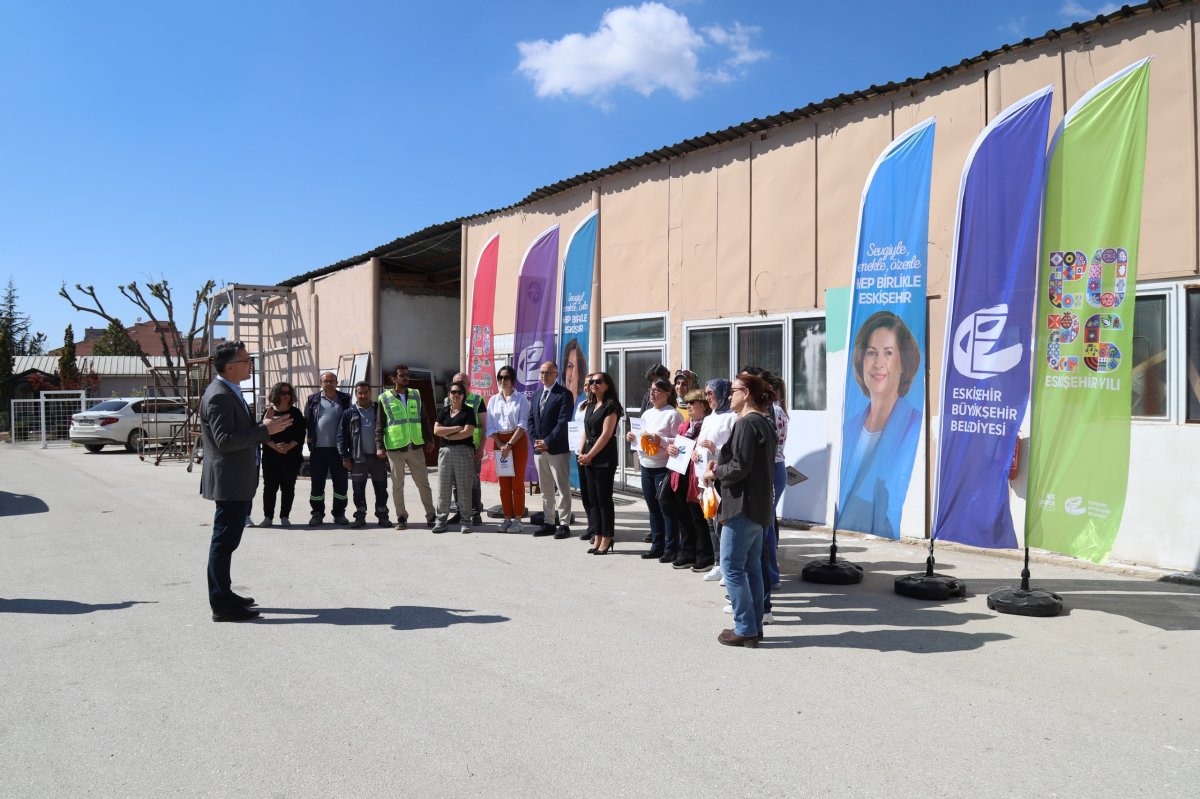 Büyükşehir’in Alçı Ve Boya Kursuna Kadınlardan Yoğun İlgi