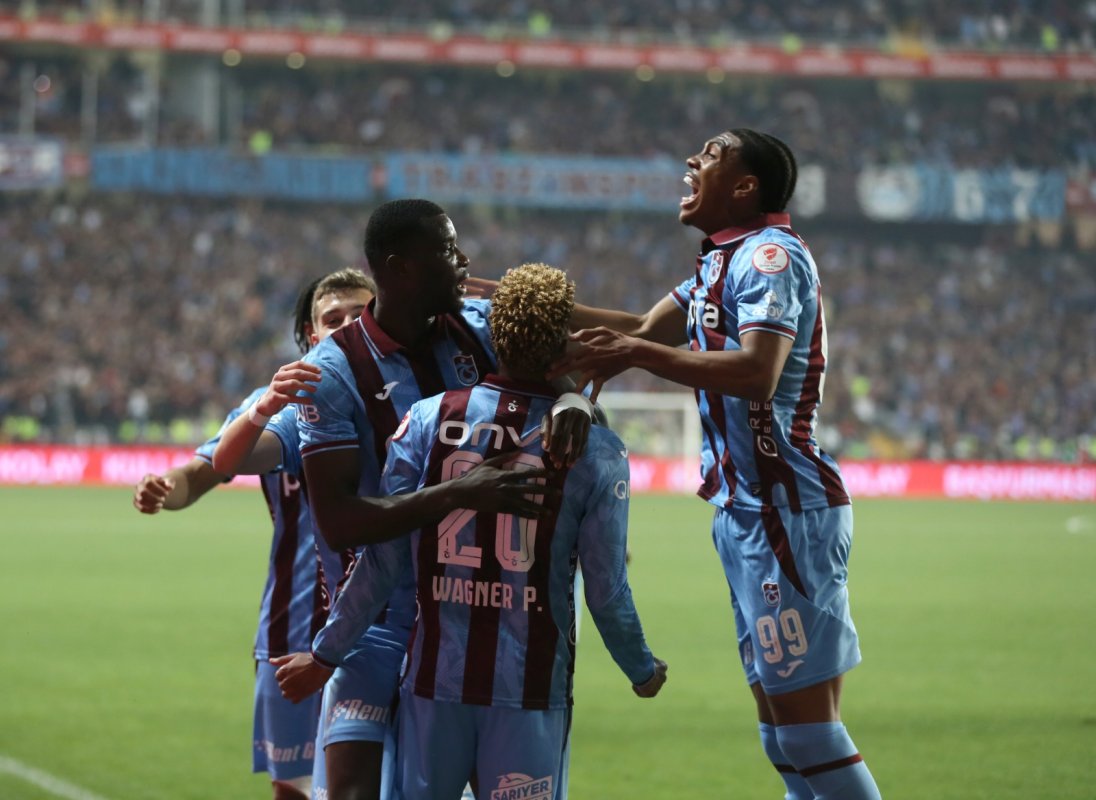 Trabzonspor Türkiye Kupası’nı Kazandı! Konyaspor’u Finalde 2-1 Mağlup Etti