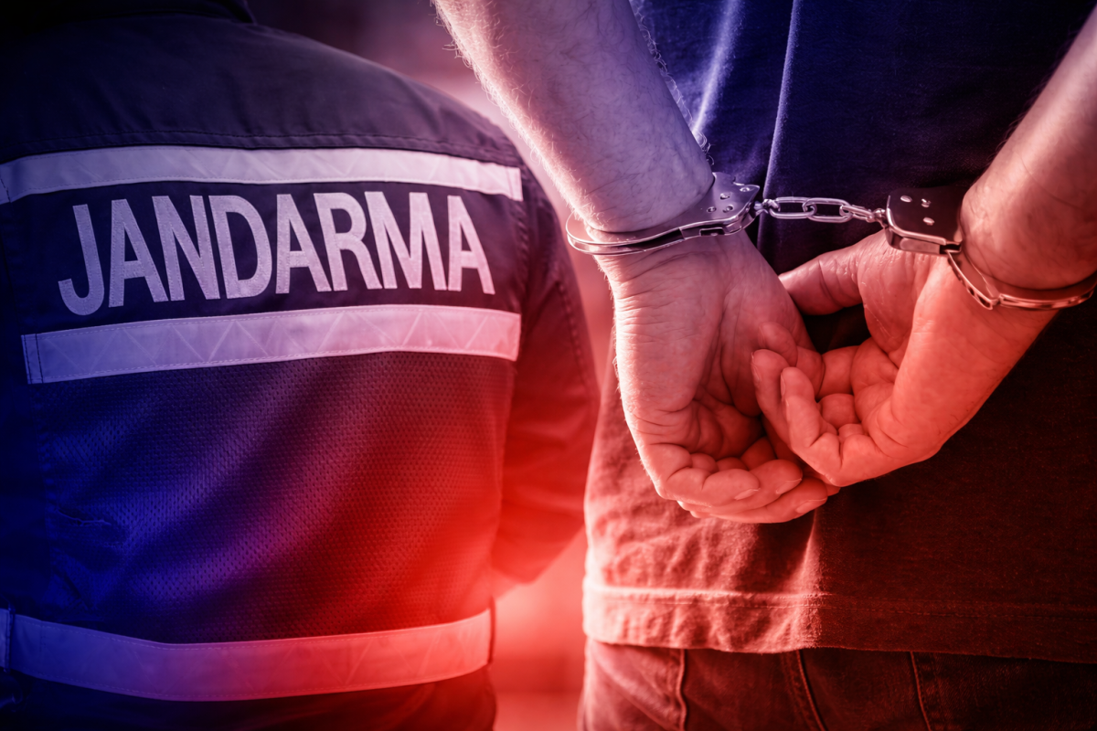 Ünlü isimlere uyuşturucu soruşturması! 9 şüpheli gözaltına alındı