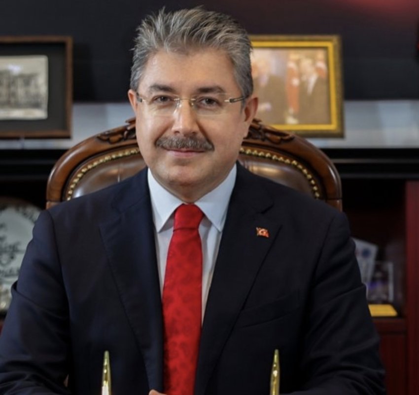 Vali Erdinç Yılmaz’dan Eskişehirspor’a Kritik Maç Öncesi Moral Desteği: “Kalbimiz Hep Seninle”