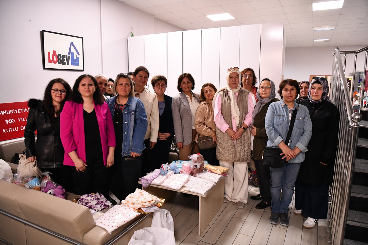 Tepebaşı Belde Evlerinden LÖSEV’e Anlamlı Destek! Minik Yüreklere Bayram Sevinci