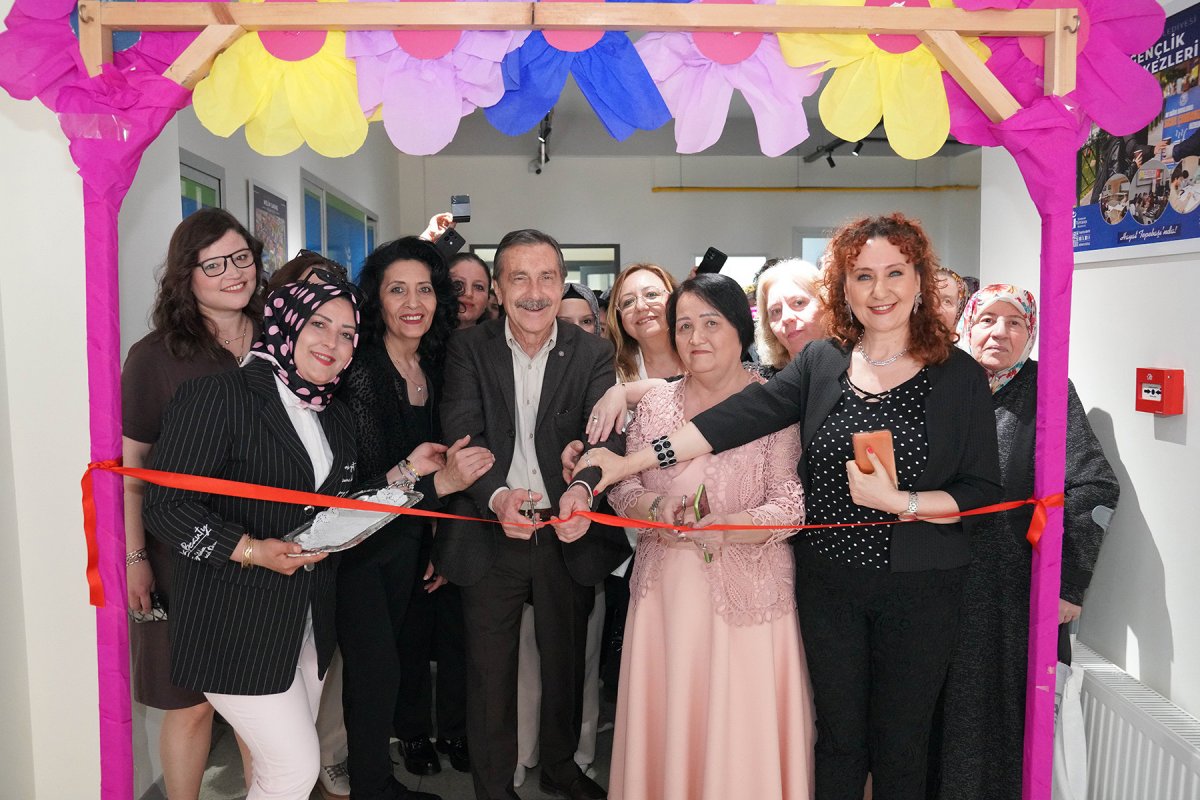 Tepebaşı’nda Kadınların El Emeği Sergisi Açıldı