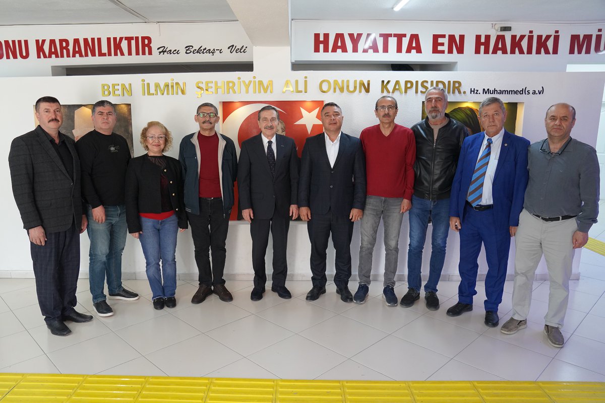 Tepebaşı Belediye Başkanı Ahmet Ataç’tan Yeni Seçilen Başkanlara Ziyaret